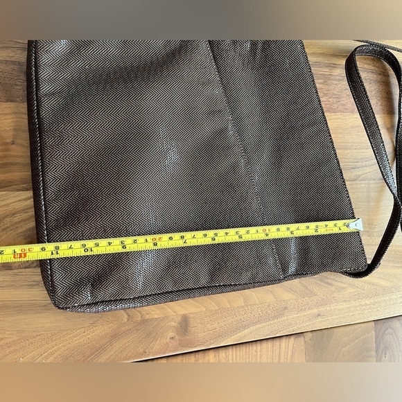 ARNOLD CHURGIN Brown Faux Leather Asymmetric Cross Body Bag Tweed Pattern - Picture 13 of 14